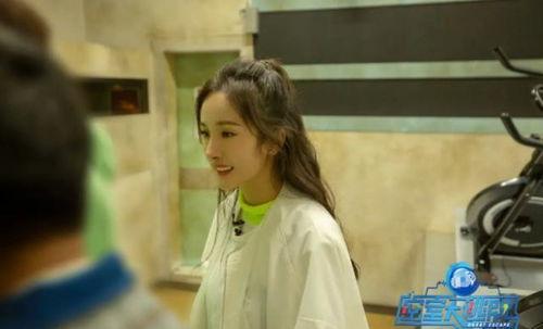 杨幂最新爆料邓伦新剧,神秘角色引期待！